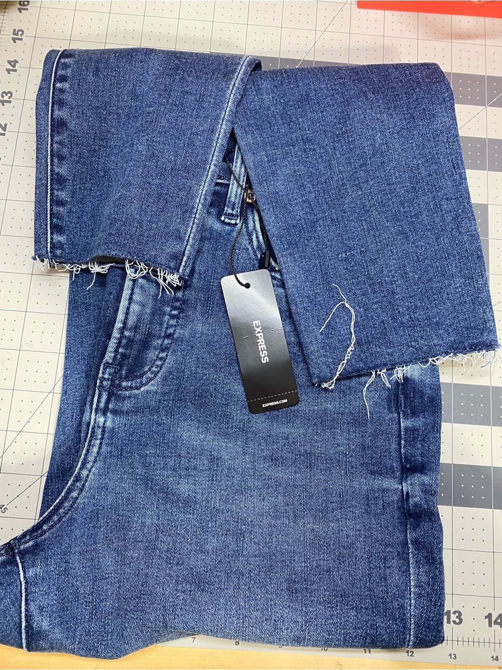Express Skinny High Rise Jeans - Picture 4 of 4